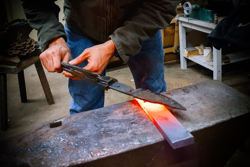NK Forge and Metalworks, Salem, Oregon, Blacksmith, Make Your Own Knife, Classes, Bladesmithing lessons, Josh Navarette, Forged in Fire Champion, Great Gift Ideas, Things to Do, Family Fun