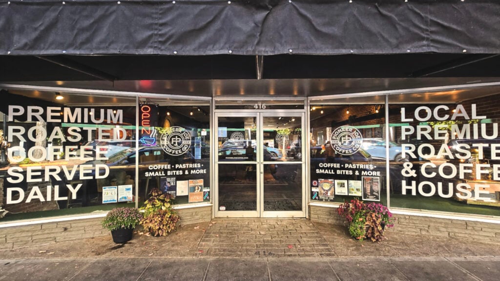 Pioneer Joe Coffee Company, mcminnville oregon, willamette valley, locally roasted beans, family owned and operated, best espresso, breakfast lunch and snacks, local oregon, lincoln city, new location, small business, great coffee, order online