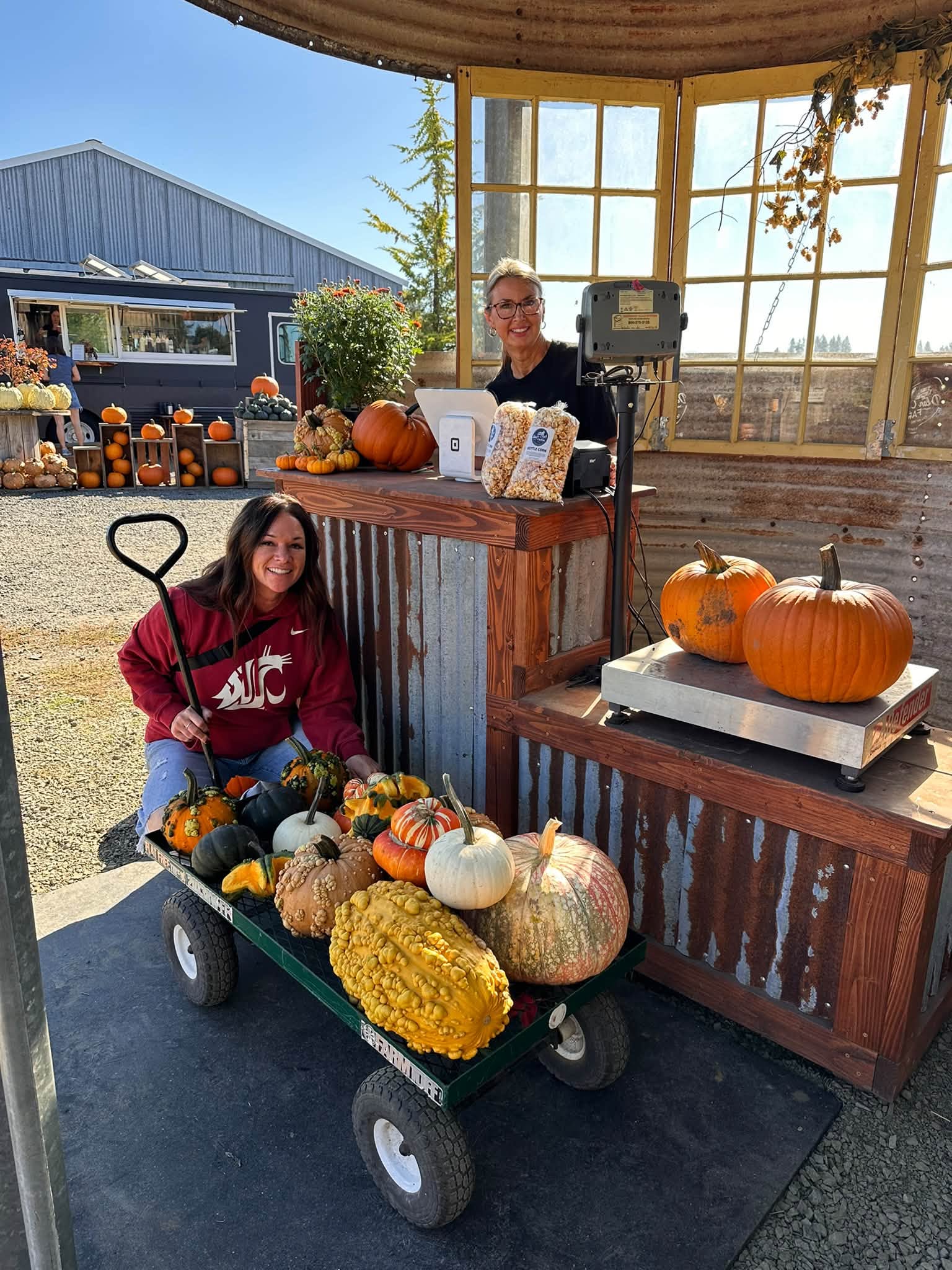 Dolan Creek Farm, Boring Oregon, Pumpkin Patch, Halloween Events, Trick Or Treat, Family Fun, Farm Visits, 2026, Animals, Things to Do, Fall Activities, Inexpensive, Day Trips