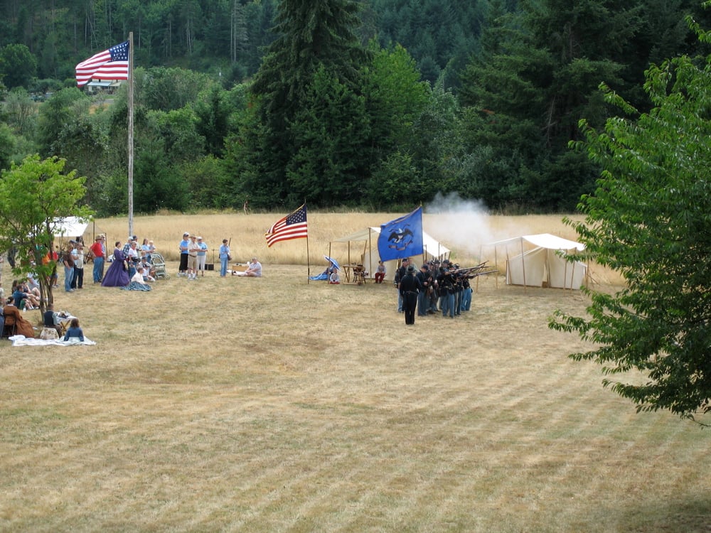 Visitors and historical reenactors at the Fort Hoskins anniversary commemoration in 2006