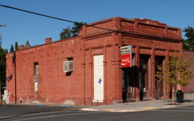 This Eastern Oregon Café Serves Comfort Food Inside an 1870s Mercantile